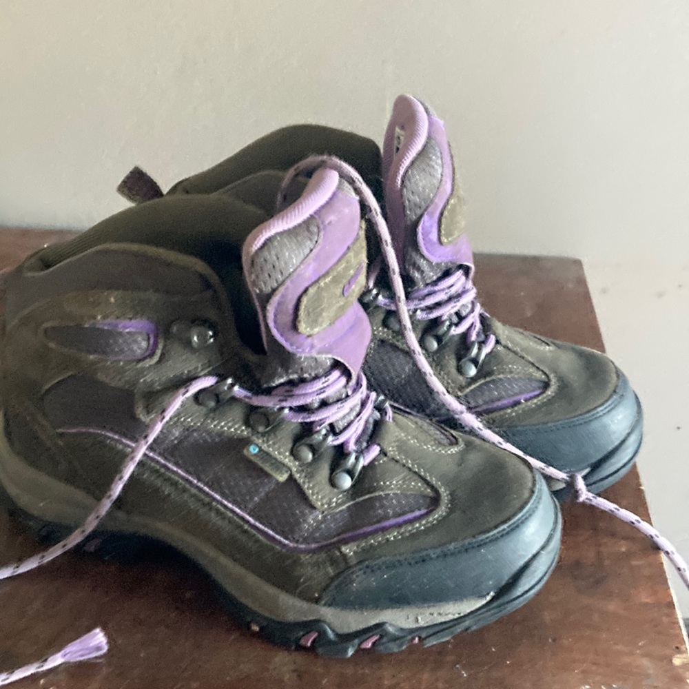 HI tech boots.